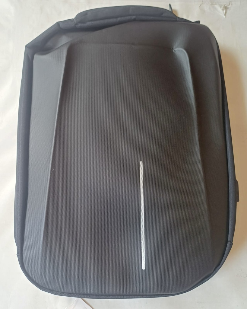 🔵MOCHILA NEGRA RIGIDA