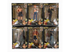 ONE PIECE EN CAJA X1 23CM